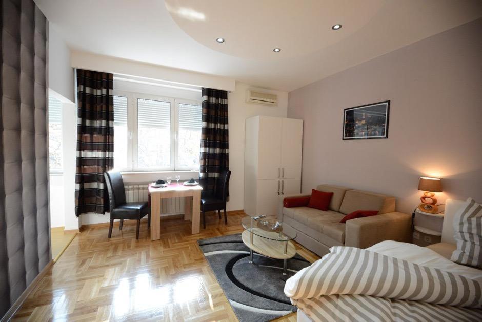 Appartement Politika à Belgrade Extérieur photo